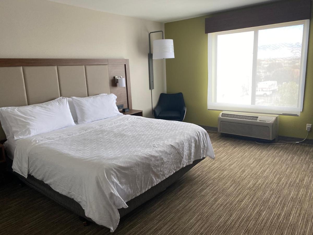 Holiday Inn Express & Suites Albuquerque Historic Old Town By Ihg מראה חיצוני תמונה