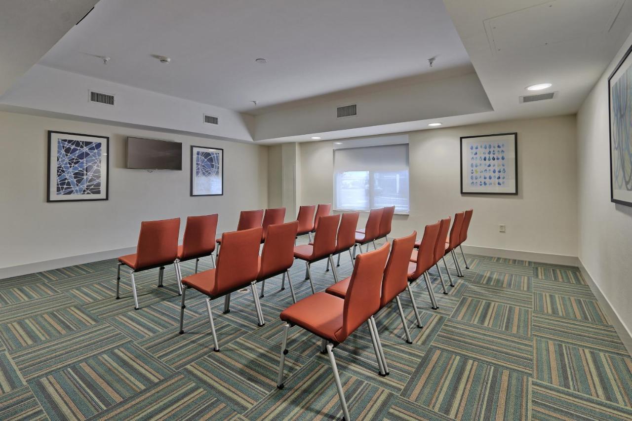 Holiday Inn Express & Suites Albuquerque Historic Old Town By Ihg מראה חיצוני תמונה