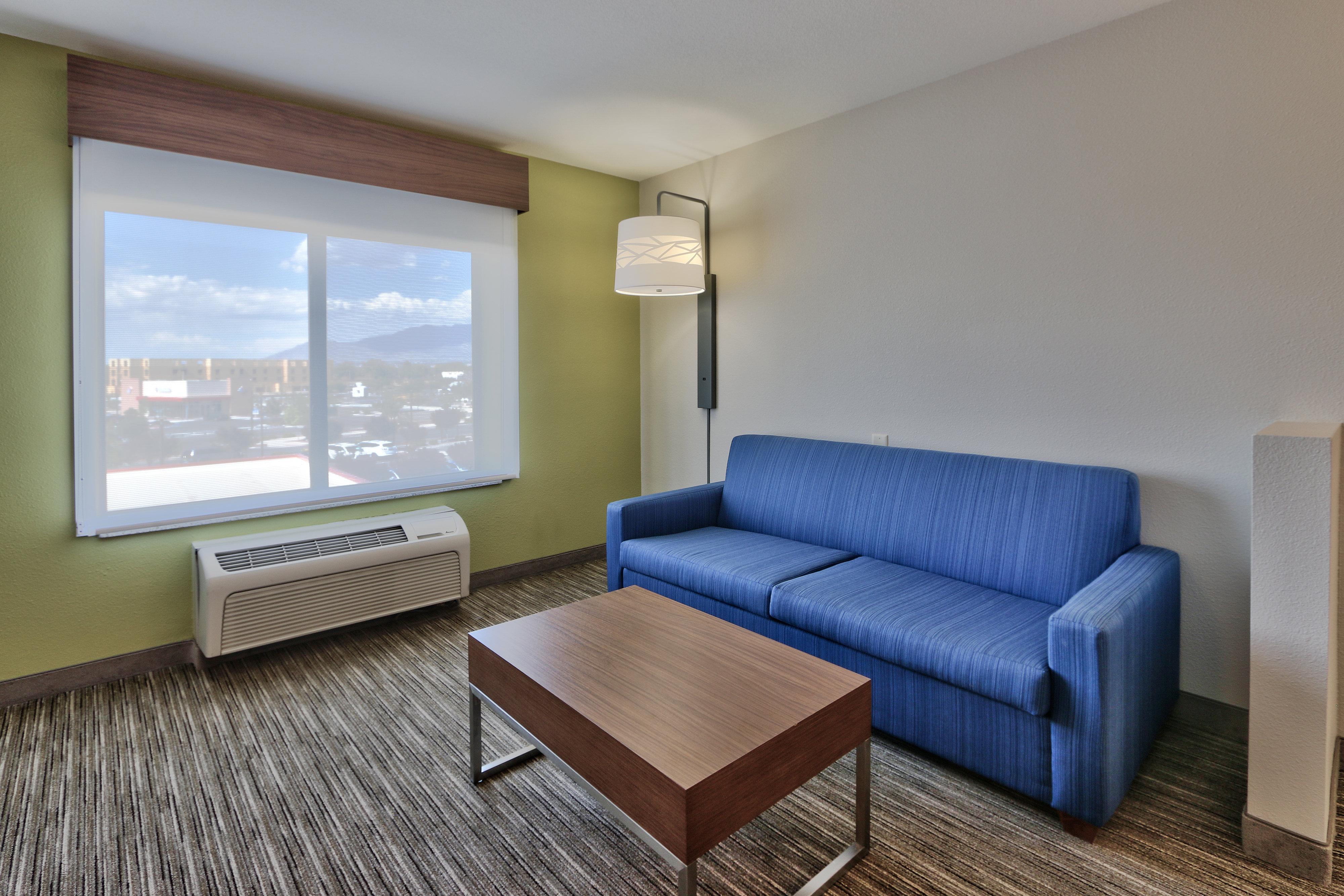 Holiday Inn Express & Suites Albuquerque Historic Old Town By Ihg מראה חיצוני תמונה