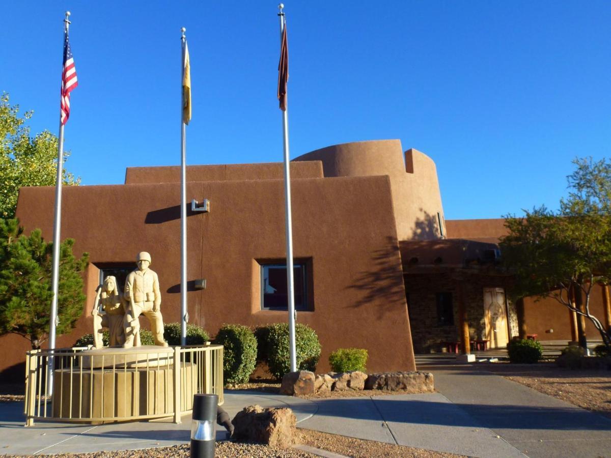 Holiday Inn Express & Suites Albuquerque Historic Old Town By Ihg מראה חיצוני תמונה