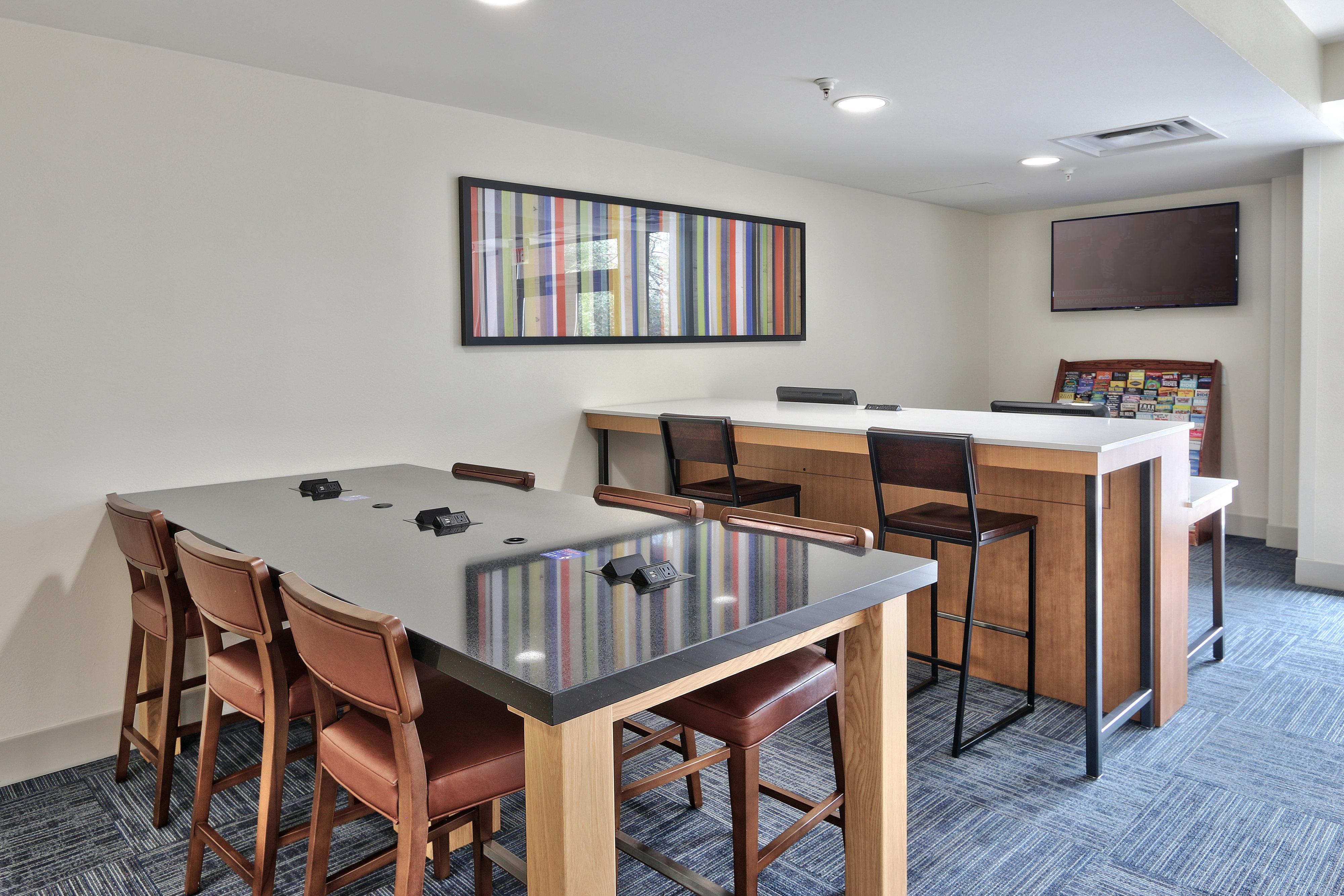 Holiday Inn Express & Suites Albuquerque Historic Old Town By Ihg מראה חיצוני תמונה